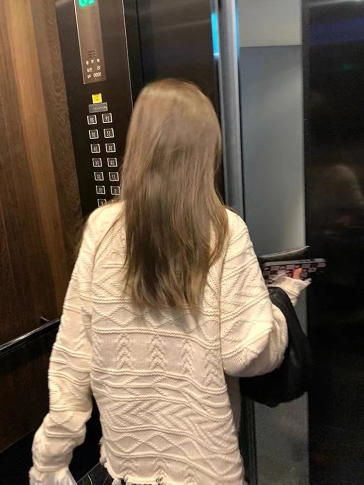 港味復古chic小眾流蘇破壞圓領針織毛衣女秋冬新款寬鬆慵懶風上衣