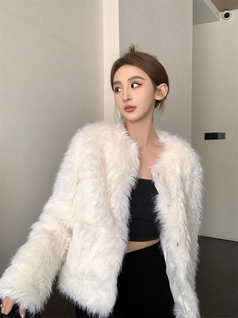 Real shot new model~retro style elegant French fur imitation fur jacket suspender pants suit