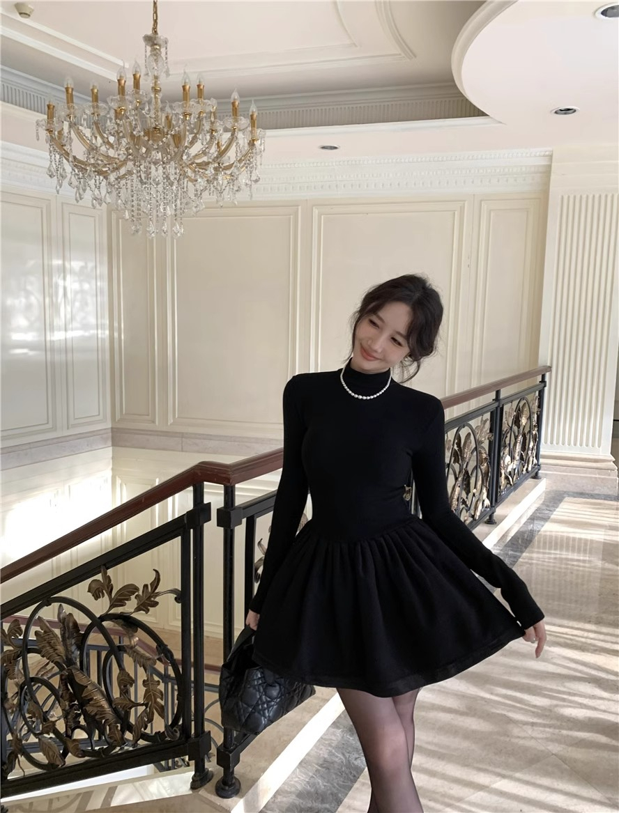 法式氣質半高領千金風連衣裙收腰顯瘦公主蓬蓬裙女2024新款秋冬季