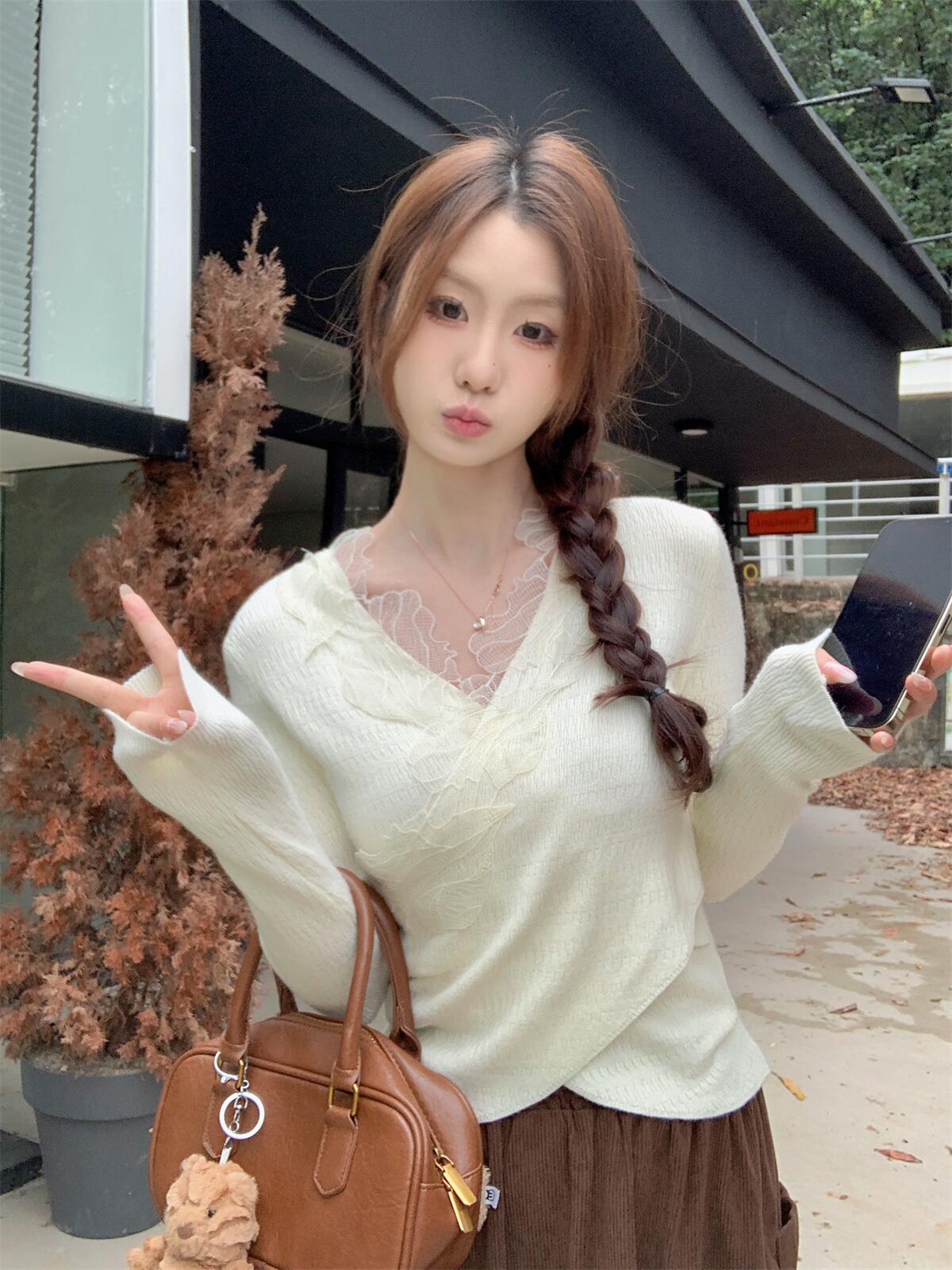 實拍 秋冬韓版氣質交叉蕾絲拼接仿水貂毛內搭針織打底衫毛衣