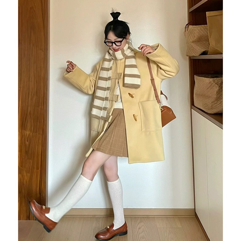 Horn Button Woolen Coat Women's Autumn and Winter High-Quality Woolen Coat 2023 New Style Small People Thickened Popular This Year