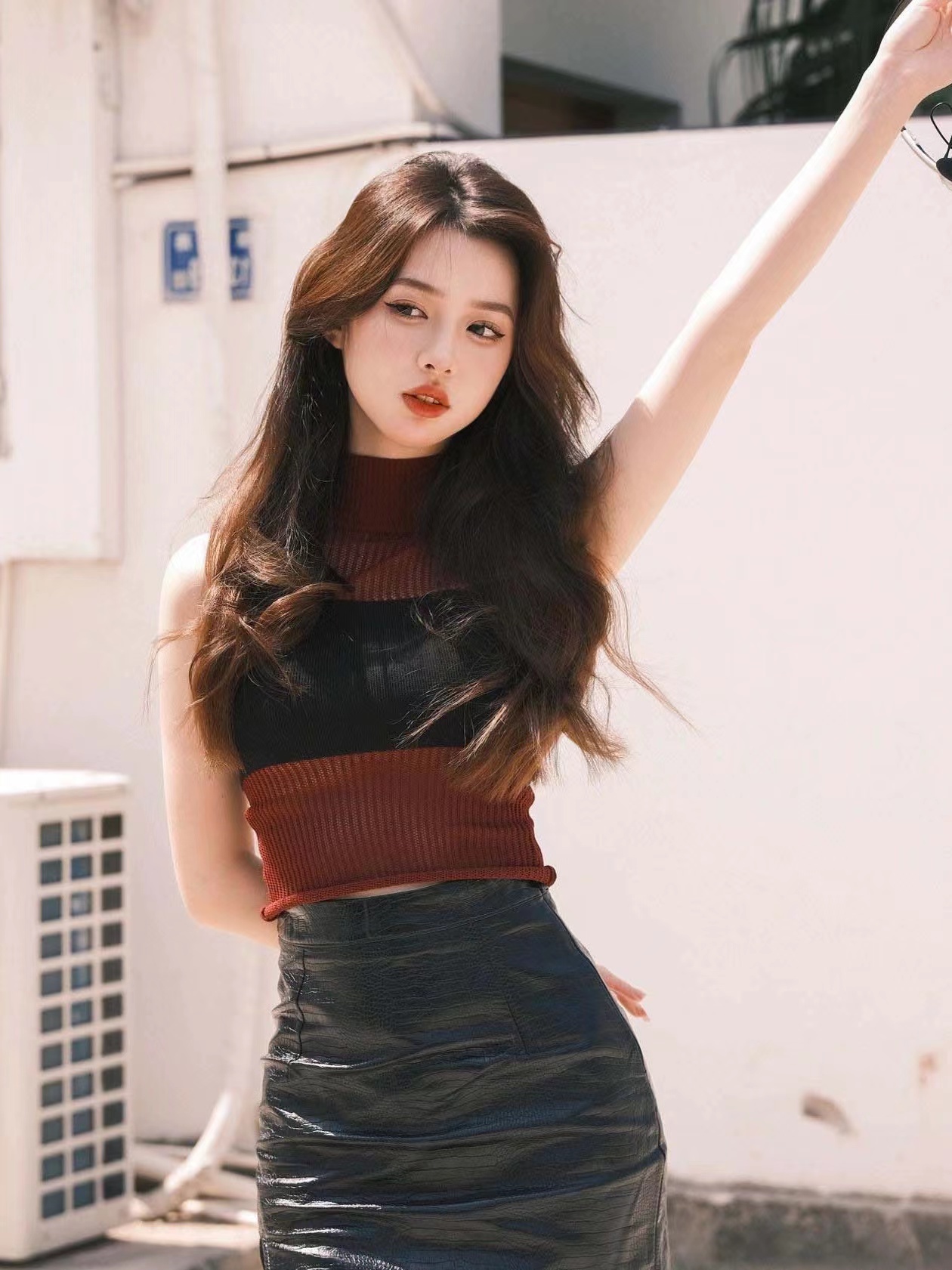 背心女內搭2023年夏季顯瘦時尚短款設計感小眾高級感無袖辣妹上衣