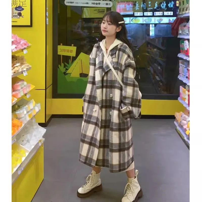 Plaid woolen coat for women 2023 autumn and winter new style British style high-end small medium-length woolen coat
