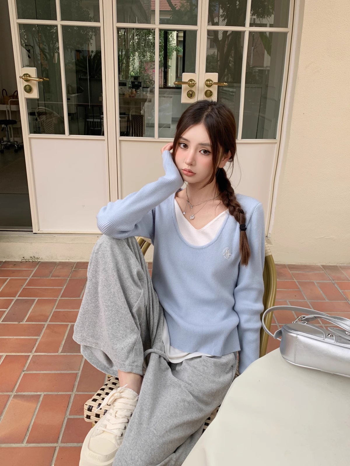 MAXMENT fake two-piece patchwork contrasting color lazy casual sweater with versatile design and versatile pullover sweater