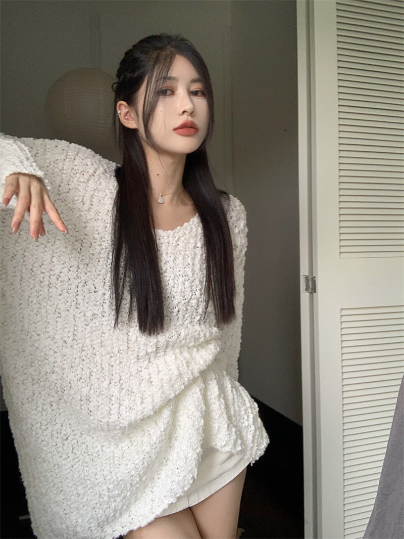 2024 autumn and winter new Korean style soft sweater super skin-friendly lazy V-neck long-sleeved textured long sweater