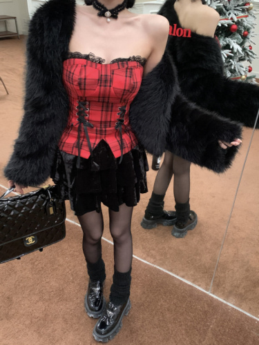 Real shot ~ hot girl lace red and black plaid tube top + cake skirt