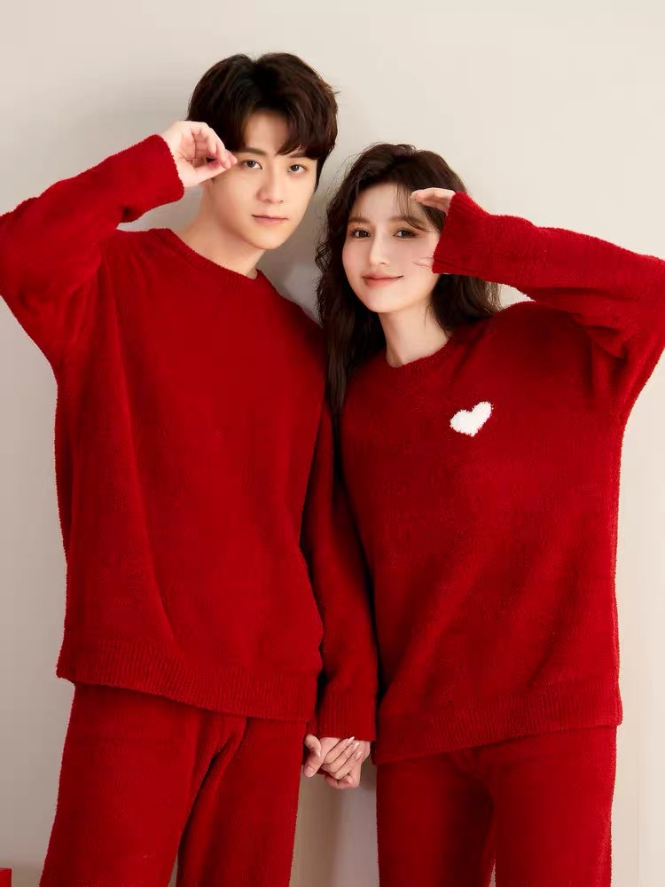Couple Pajamas Autumn and Winter Women's Coral Velvet Red Festive Wedding Zodiac Year Half Velvet Men's Home Clothing Set