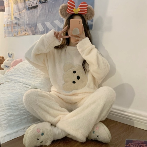 Actual shot of new winter bear coral velvet thickened warm pullover pajamas set home wear two-piece set