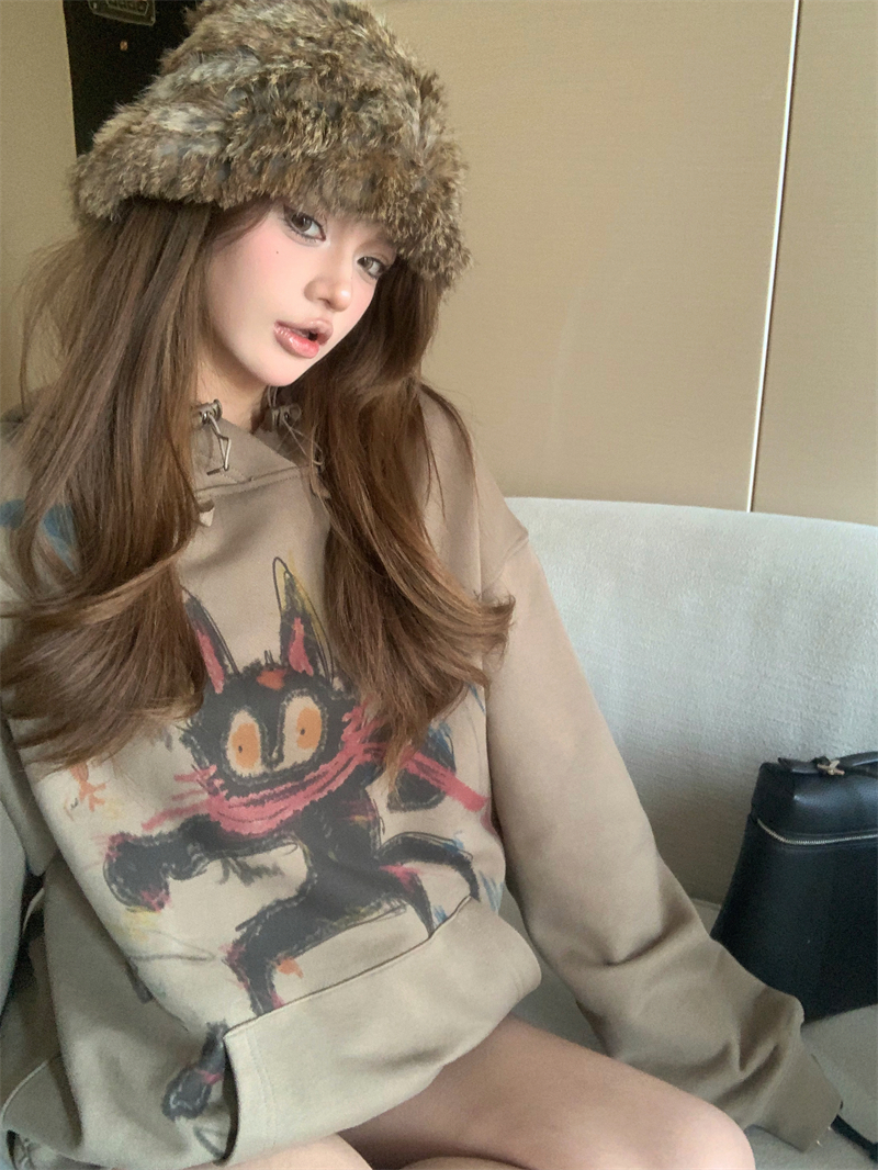 Real shot of funny cat warrior graffiti loose design sweatshirt