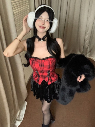 Real shot ~ hot girl lace red and black plaid tube top + cake skirt