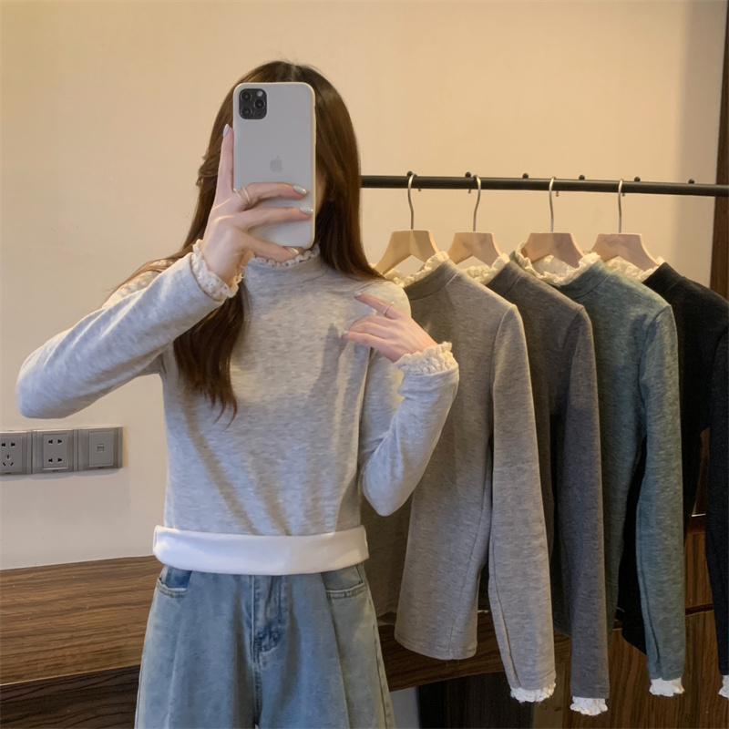 Real shot of Korean style velvet thickened bottoming shirt for women with half turtleneck lace splicing inner long-sleeved T-shirt top for women
