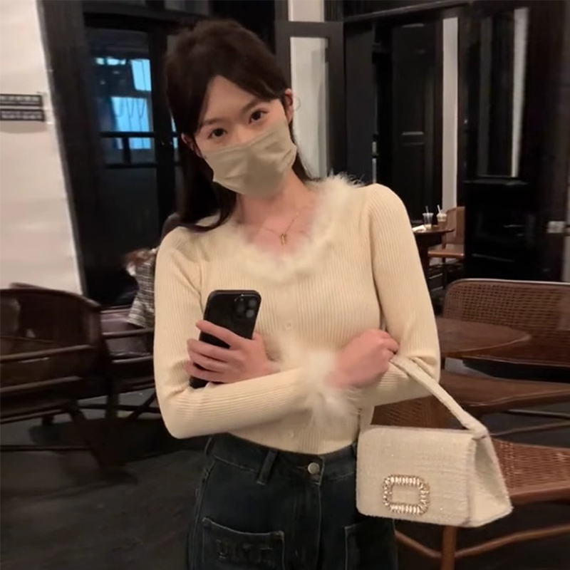 聖誕毛衣女秋冬季2023新款高級感內搭打底衫設計感毛茸茸針織上衣