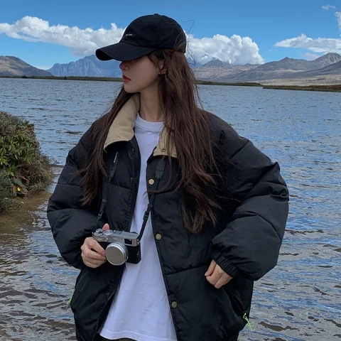 Real shot of down-padded jacket for women in winter 2023 new Korean oversize cotton-padded jacket for small people