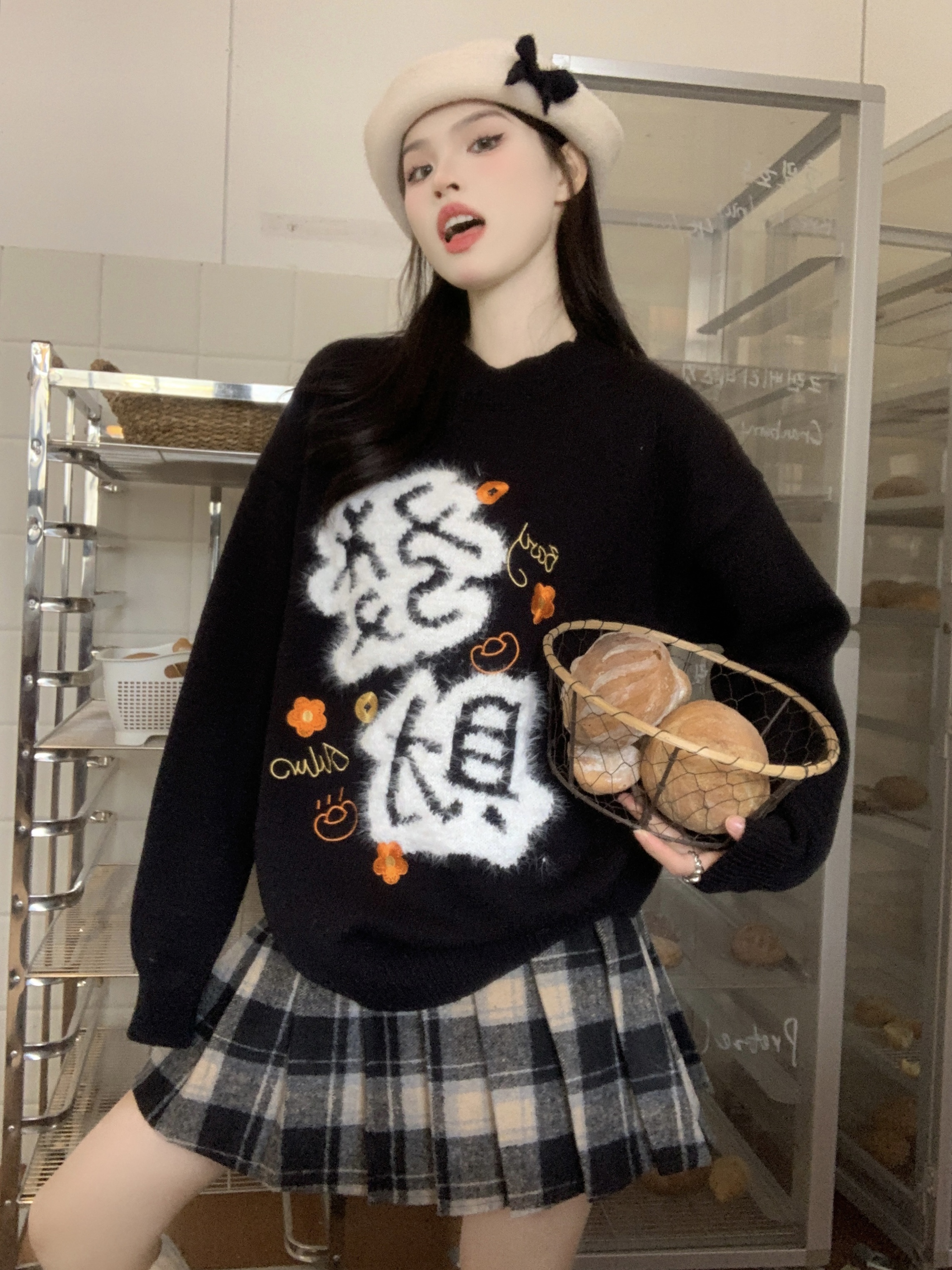 實拍新年紅喜慶發財毛衣女秋冬甜美法式軟糯套頭寬鬆長袖上衣