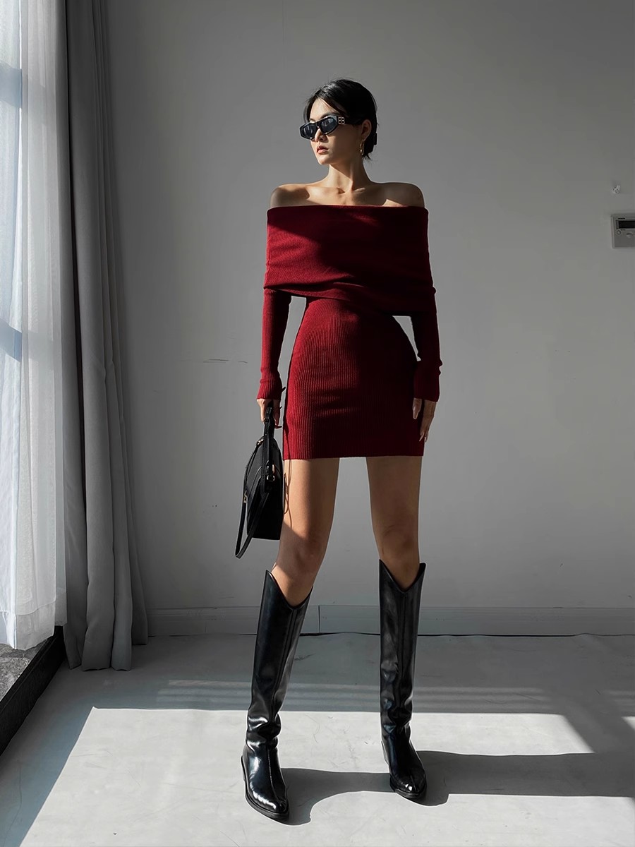 One-shoulder long-sleeved knitted dress women's autumn retro temperament red skirt slim hip-covering bottoming skirt