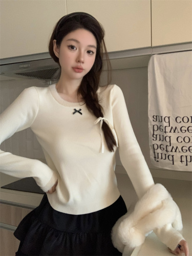 Actual shot of short sweater for women in autumn and winter, new style, lazy style, high-end, super nice, with pullover sweater inside