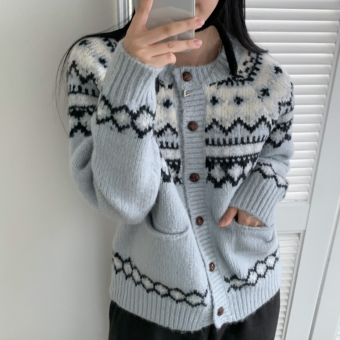 Korean chic winter temperament retro college style heavy crochet loose knitted cardigan women's sweater jacket