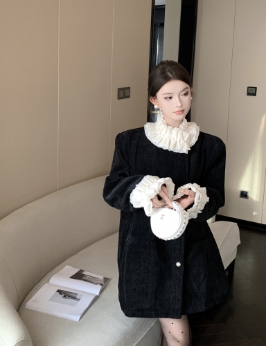 Actual shot of pearl lace black woolen coat, feminine ladylike style loose mid-length woolen coat