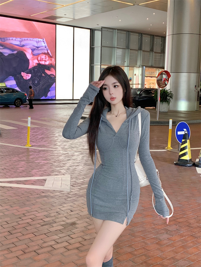 韓系辣妹小開叉收腰連帽連衣裙女純欲設計感氣質修身顯瘦百搭短裙