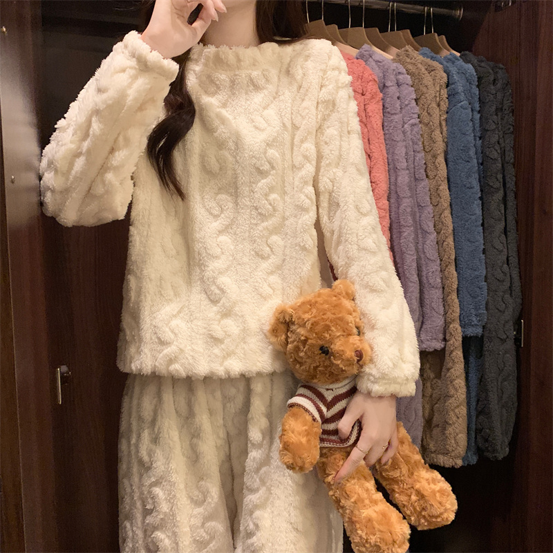 Actual shot of new autumn and winter hemp pattern coral velvet suit warm home wear pajamas two-piece set for women
