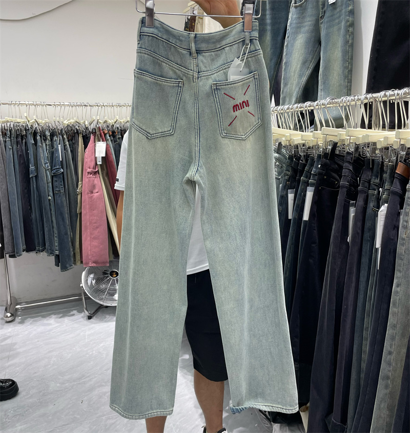 港風刺繡字母淺色直筒牛仔褲女寬鬆闊腿拖地褲