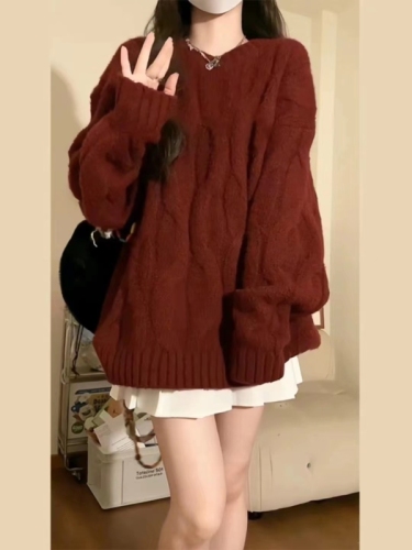 Lazy style fufu twist red sweater for women autumn and winter 2023 new loose thickened sweater inner wear