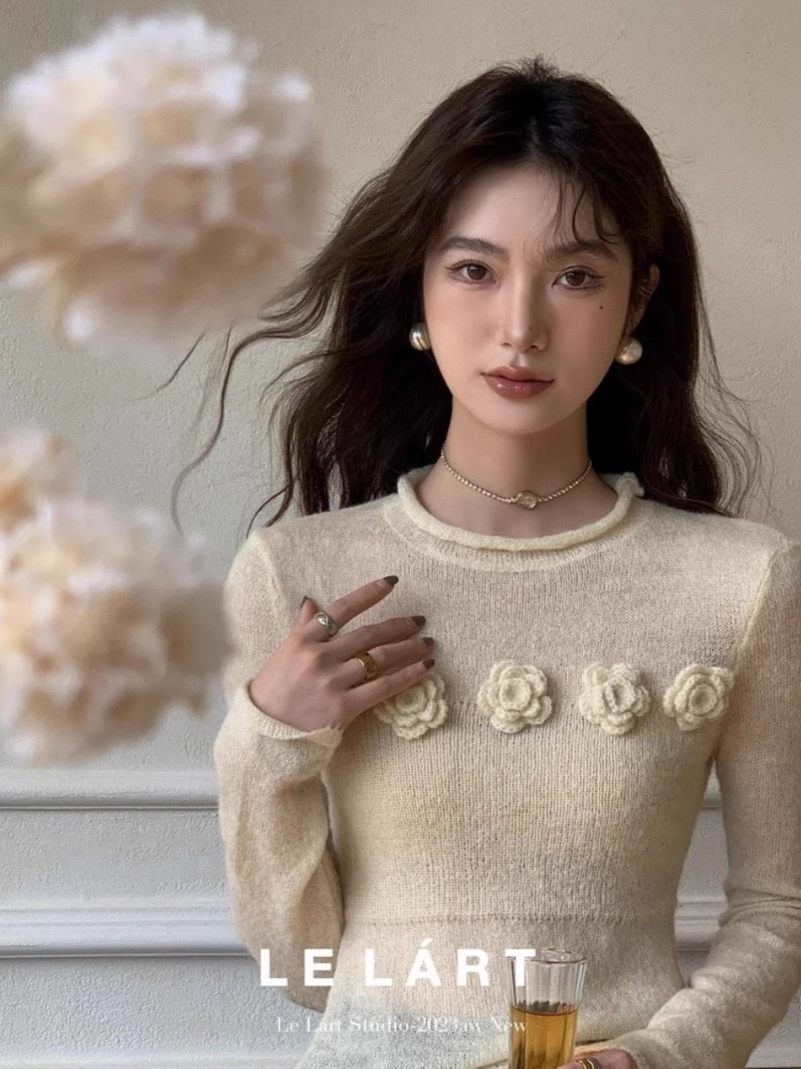新款優雅氣質純欲風針織衫上衣法式設計師微透立體花朵毛衣女秋冬