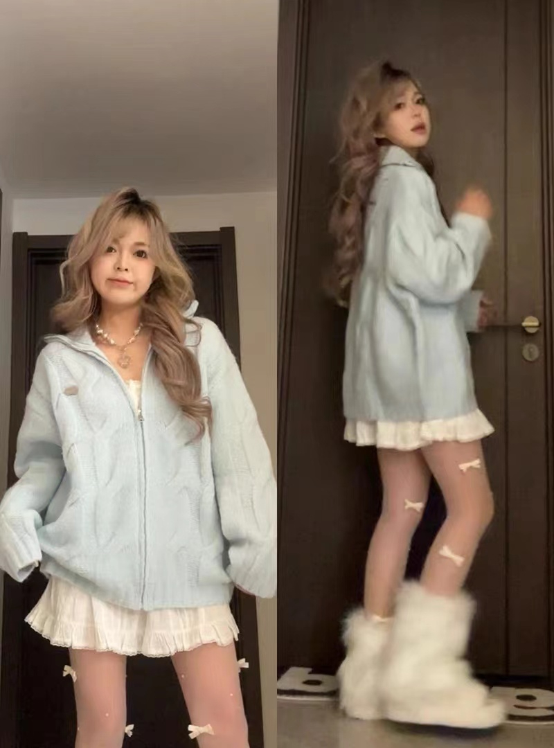 High-end lazy style lapel zipper twist milk blue sweater jacket for women autumn and winter thickened sweater