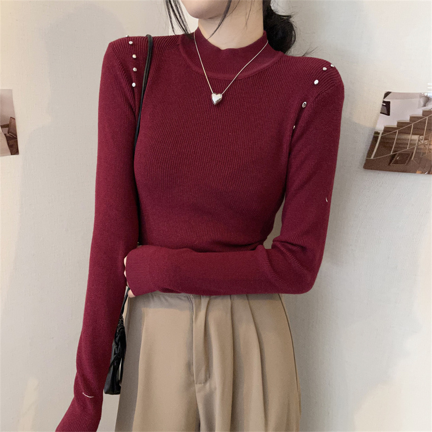 Actual shot of Zodiac year half turtleneck knitted bottoming shirt for women in winter, slim and slim with integrated fleece sweater