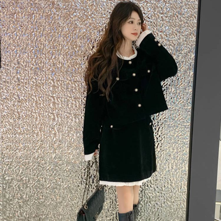 Xiaoxiang style suit for women in autumn and winter contrasting color splicing velvet long-sleeved jacket top high waist skirt short skirt