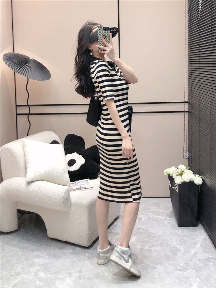 夏季新款半拉鏈短袖連衣裙女T恤裙減齡冰絲條紋修身中長撞色長裙