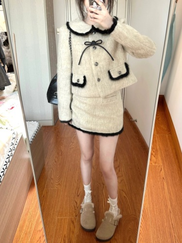 Xiaoxiangfeng bow striped doll collar short coat for women winter quilted woolen skirt suit