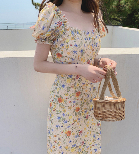Actual shot of 2024 summer new style sweet and gentle printed dress oil painting floral puff sleeves platycodon mid-length skirt for women