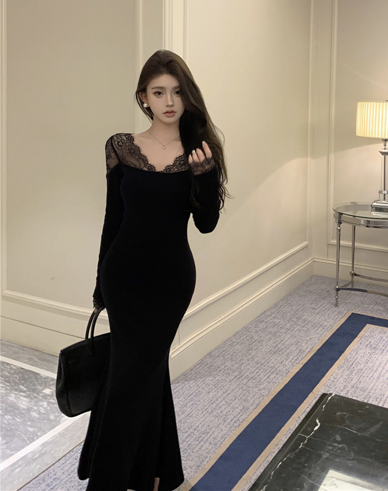 Real shot of retro sexy V-neck lace splicing hip-hugging fishtail skirt for women to slim down waist
