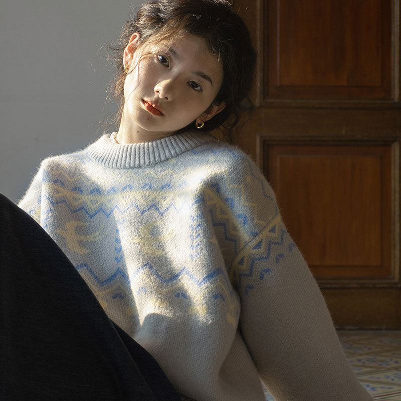 Jacquard pullover sweater for women in early spring, loose outer wear, gentle and lazy style knitted bottoming shirt top