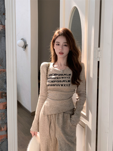 Actual shot of letter printed thickened warm irregular slim top women's casual suit wide-leg pants two-piece set