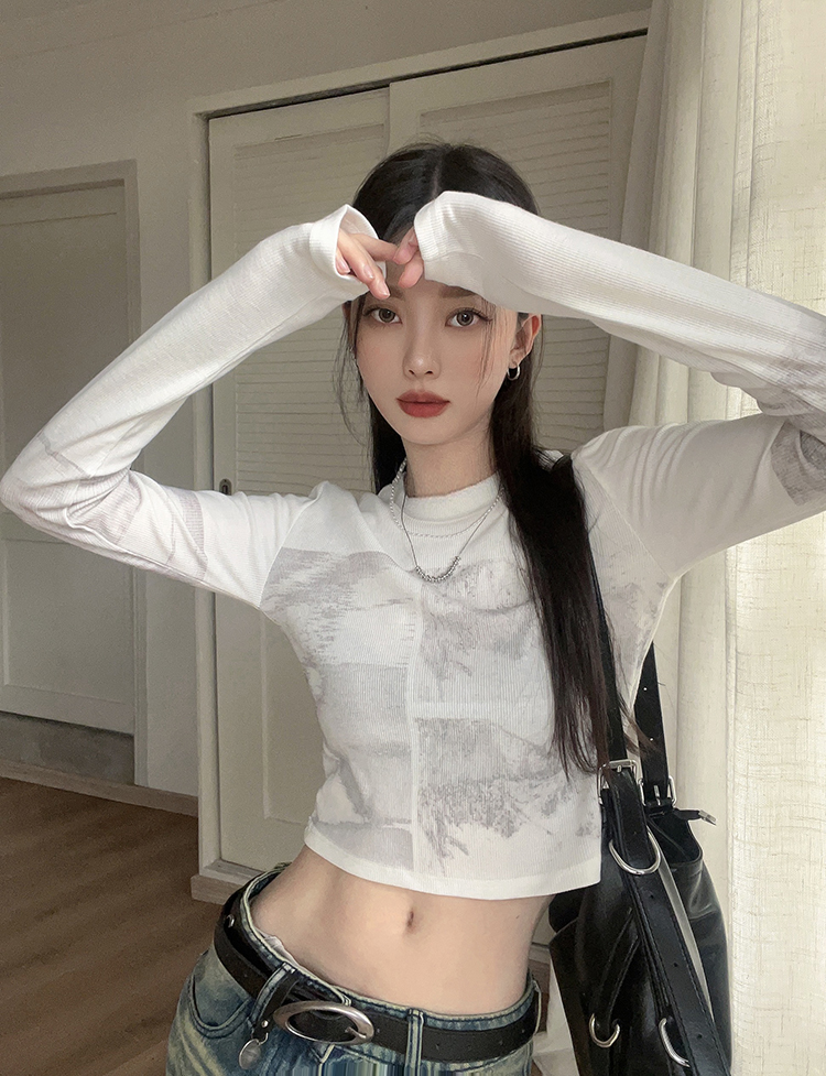 實拍秋冬設計感印花長袖T恤女新款外穿內搭修身顯瘦短款上衣