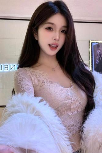 Actual shot of Chun Yu Tian Cai autumn and winter inner lace shirt for women pink slim fit versatile top