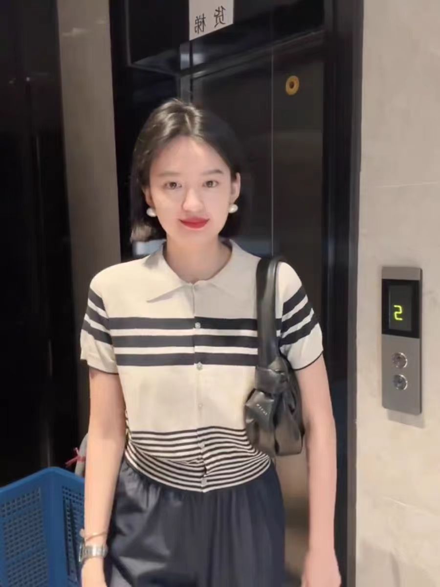 正肩針織短袖設計小眾