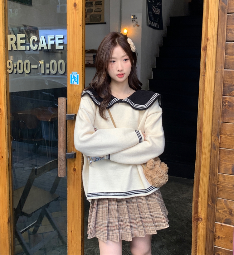Actual shot of new autumn and winter thickened spliced ​​navy collar long-sleeved sweater for women loose slimming knitted top