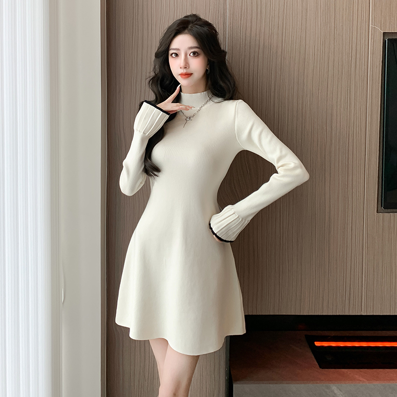 French Hepburn style autumn and winter new inner knitted dress women's bottoming slimming sweater dress A-line skirt