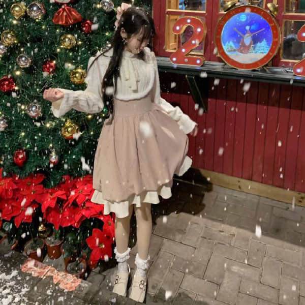 Plus size fat girl French Hepburn style dress women's spring style waist-cinching A-line skirt design fake two-piece skirt