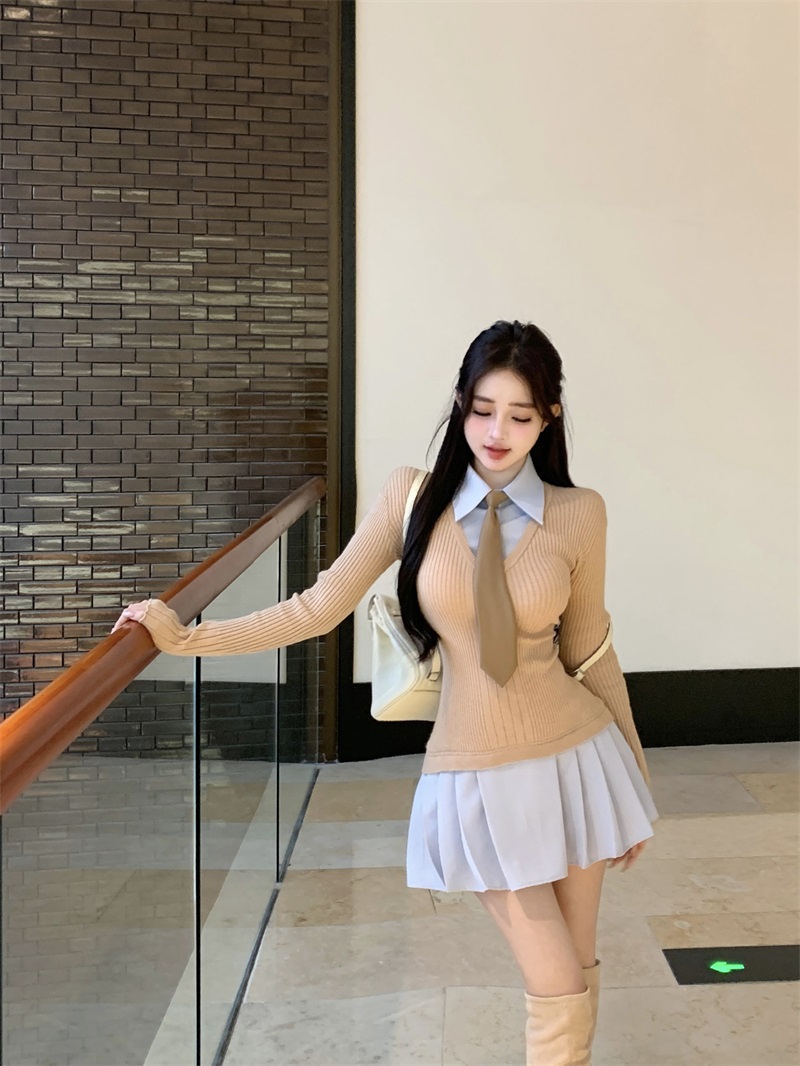Real shot of confused school girl’s college-style woolen dress spliced ​​with blue shirt pleated skirt fake two-piece skirt