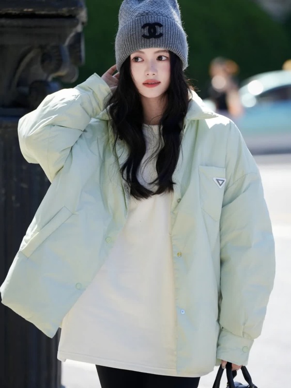 韓系淺綠色立領羽絨棉服女冬季2023年新款輕薄麵包服棉衣棉襖外套