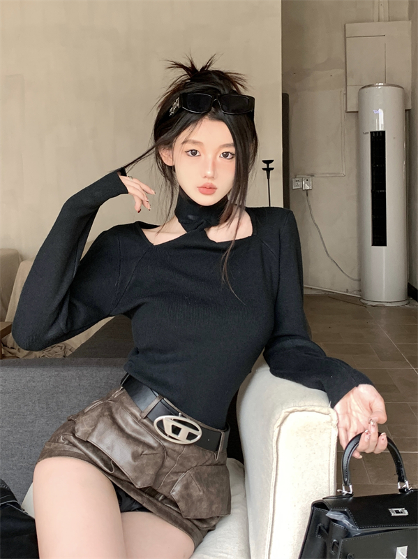 Real shot of new autumn and winter hollow halter neck knitted bottoming shirt tight elastic white slimming long-sleeved sweater