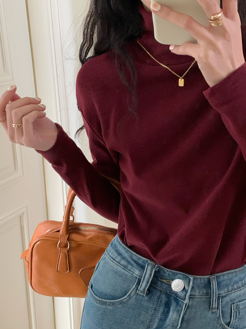 Actual shot of three-standard basic simple and versatile turtleneck inner layering shirt for women