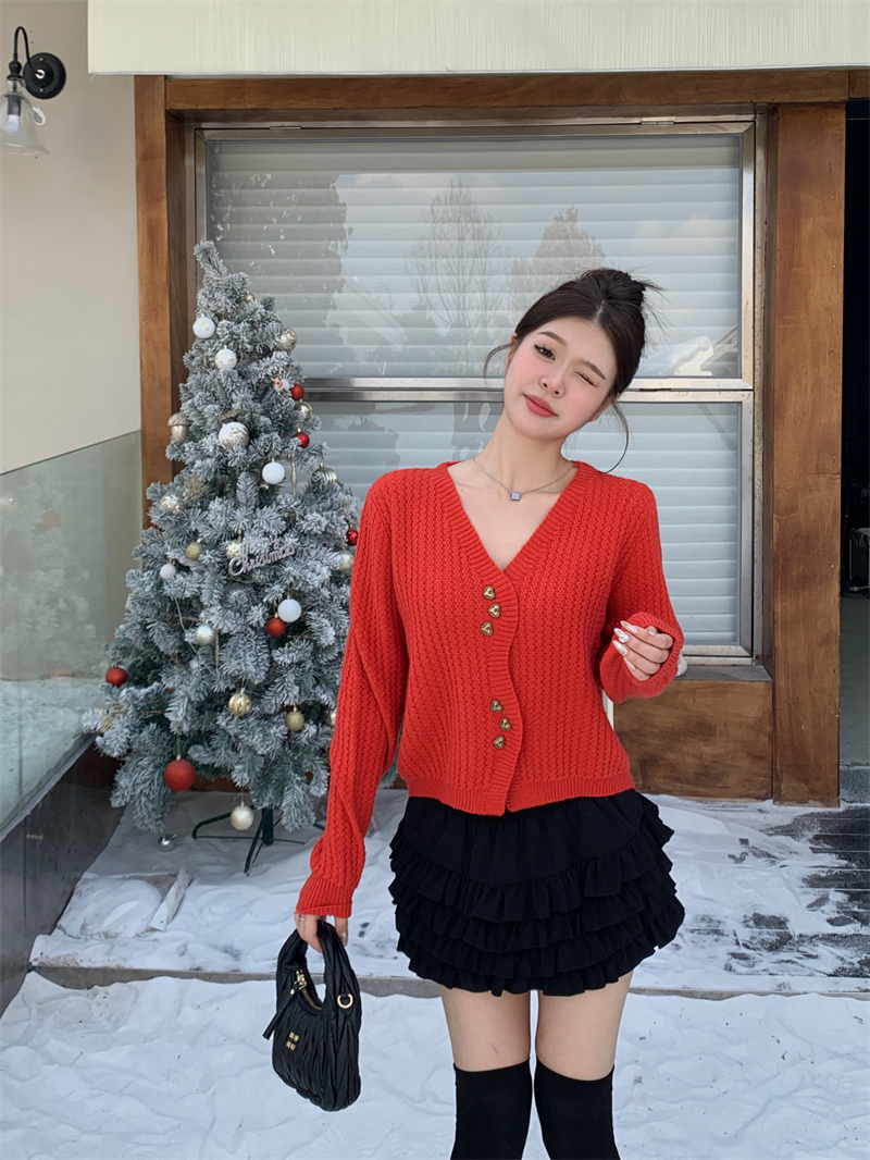 Real shot of autumn and winter new style casual temperament versatile irregular button cardigan design knitted sweater for women