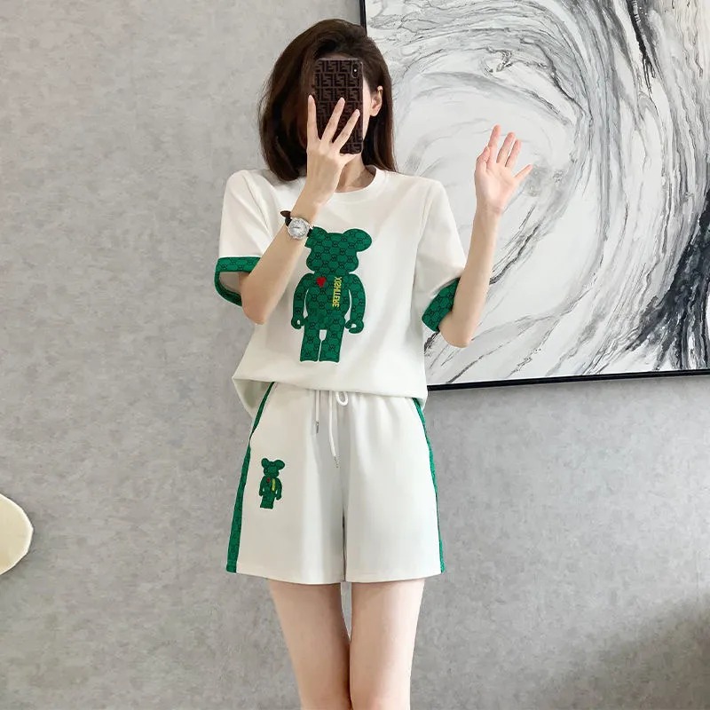 粉色小熊套裝女夏輕熟風2023新款港風時尚洋氣小熊薄款短褲兩件套