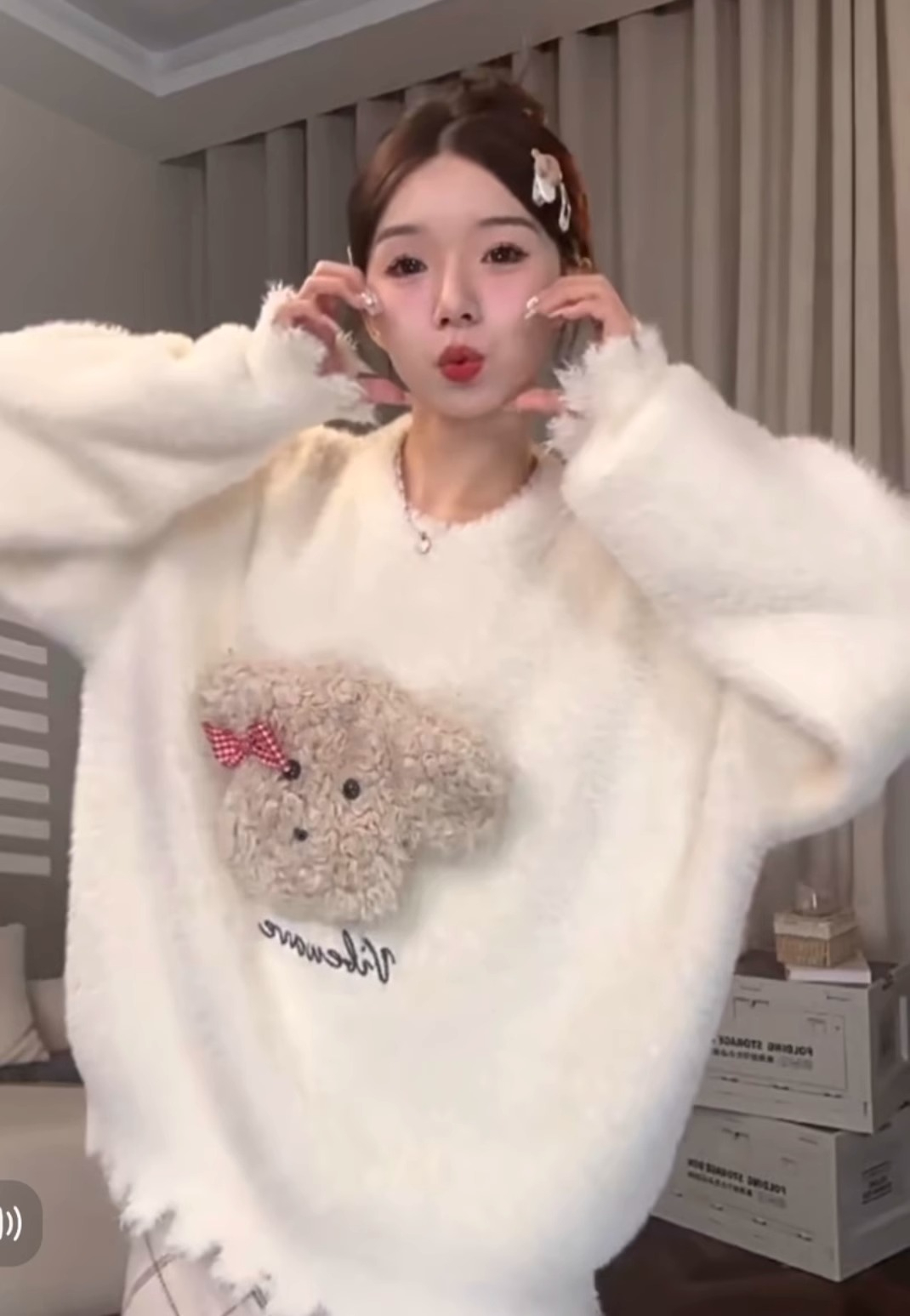 Imitation mink 2024 winter lazy plush bear round neck pullover soft waxy loose knitted sweater for women