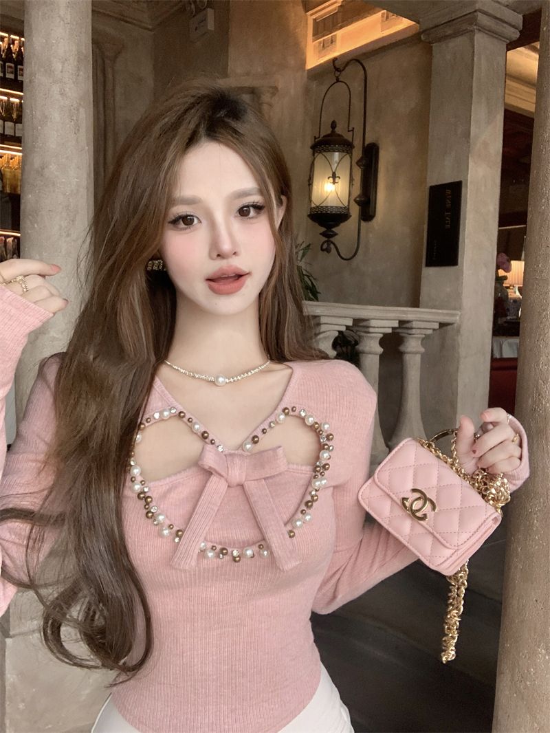 Actual shot ~ Thin niche hot girl, versatile temperament, sweet and sweet heart, wearing bottoming shirt, long-sleeved T-shirt for women